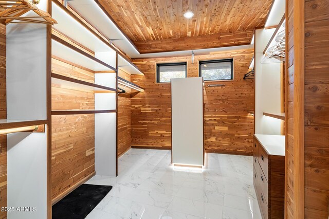 3282 E Palo Verde Dr, Paradise Valley, AZ 85253 - view of spacious closet