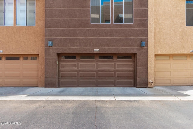 6745 N 93rd Ave Unit 1129, Glendale, AZ 85305 - view of garage