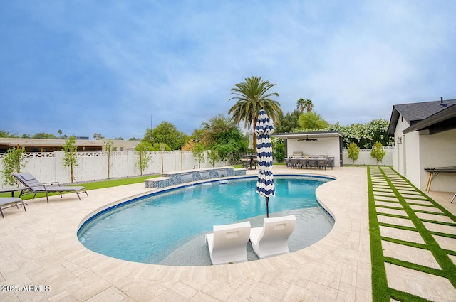 5441 E Wethersfield Rd, Scottsdale, AZ 85254 - view of pool featuring a fenced backyard and a patio area