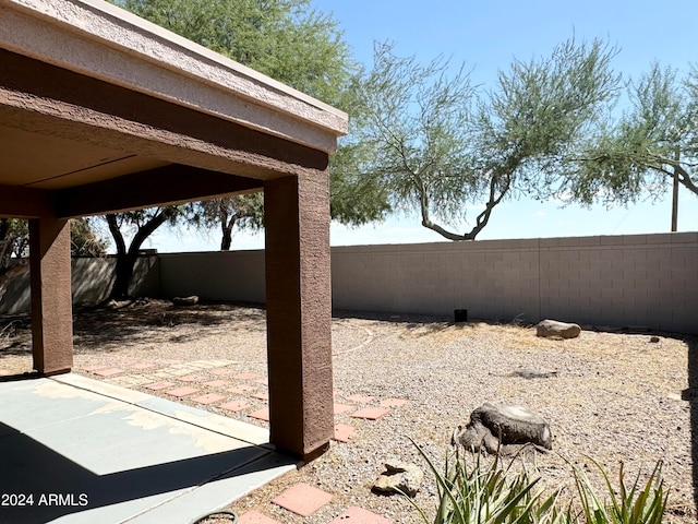 view of yard with a patio