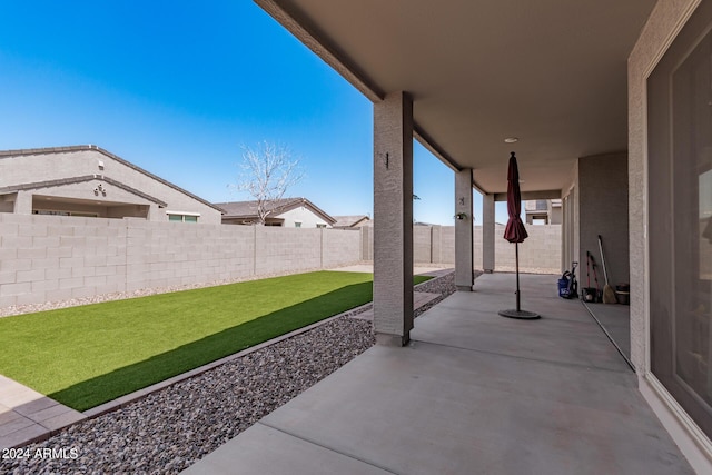 3454 E Jasmine Way, San Tan Valley, AZ 85143 - view of patio / terrace with a fenced backyard