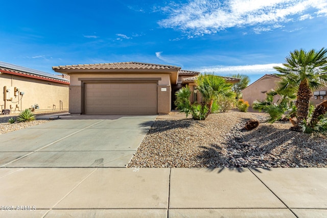 view of front facade featuring a garage