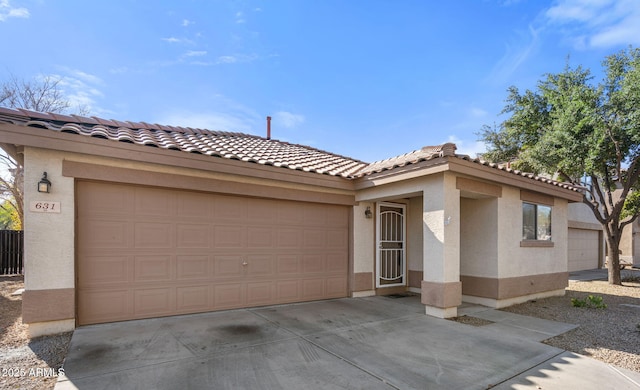 view of front facade featuring a garage