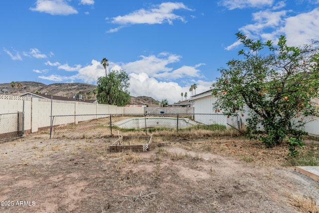 13039 N 19th Ave, Phoenix, AZ 85029 - view of yard featuring fence