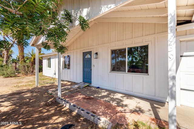13039 N 19th Ave, Phoenix, AZ 85029 - view of exterior entry featuring board and batten siding