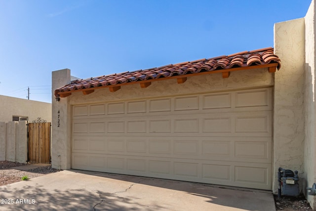 4722 W Via Cynthia, Glendale, AZ 85301 - view of garage