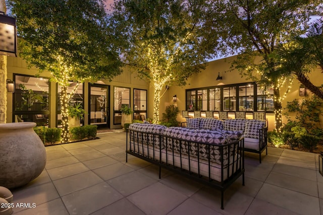 view of patio featuring an outdoor hangout area