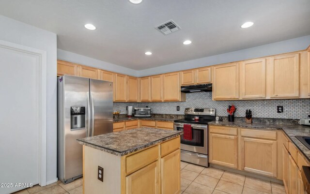 1805 E Aloe Pl, Chandler, AZ 85286 - kitchen featuring visible vents, under cabinet range hood, appliances with stainless steel finishes, and light brown cabinets
