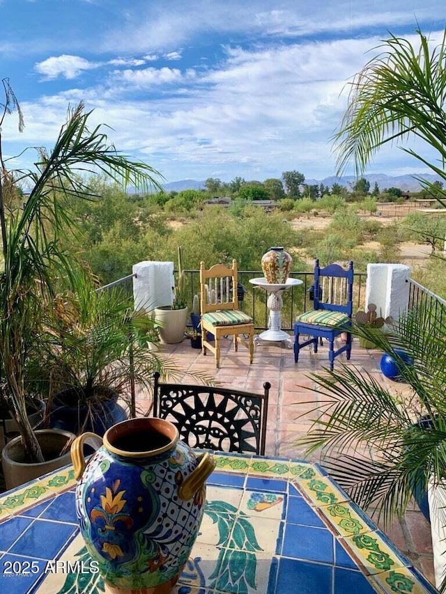 100 N Lazy Fox Rd Unit 8, Wickenburg, AZ 85390 - view of patio