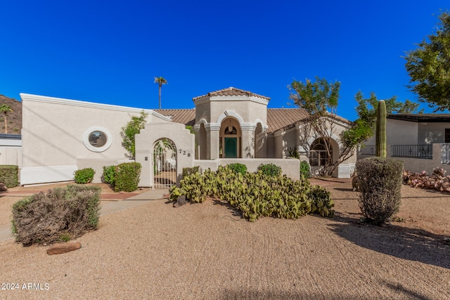 view of mediterranean / spanish home