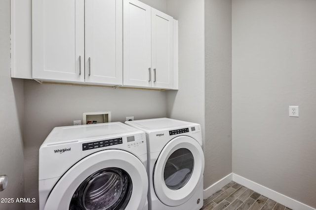 422 E Kaibab Pl, Chandler, AZ 85249 - washroom featuring independent washer and dryer, wood finished floors, and cabinet space