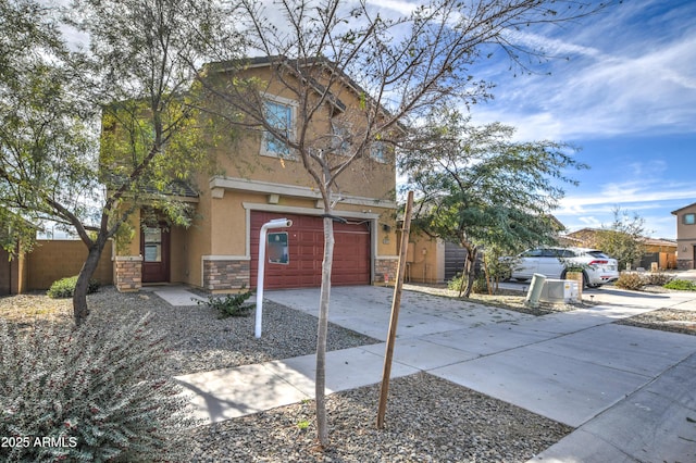 view of front facade featuring a garage