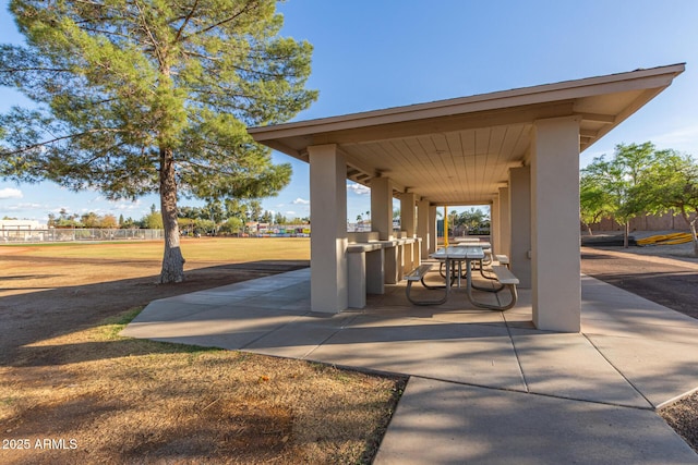 11671 S Jokake St, Phoenix, AZ 85044 - view of patio
