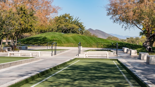 surrounding community featuring a mountain view