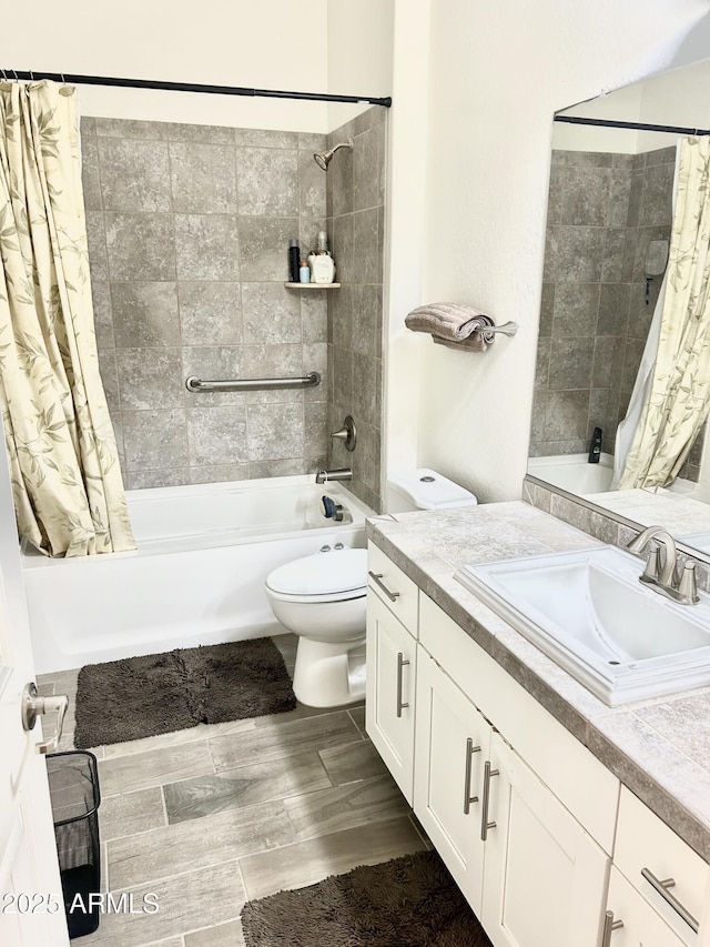 4956 S Leisure Way, Gilbert, AZ 85298 - full bathroom with vanity, shower / bath combo, and toilet