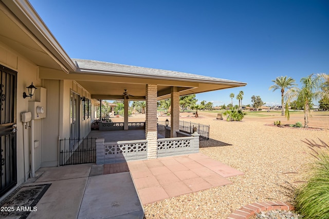 view of patio featuring covered porch