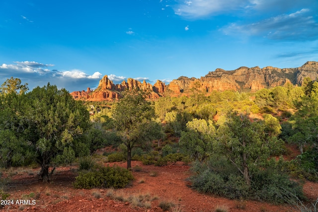 Listing photo 3 for 75 Paramount Dr Unit 3, Sedona AZ 86336