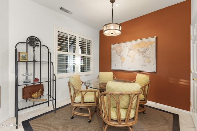 dining room featuring light tile patterned floors