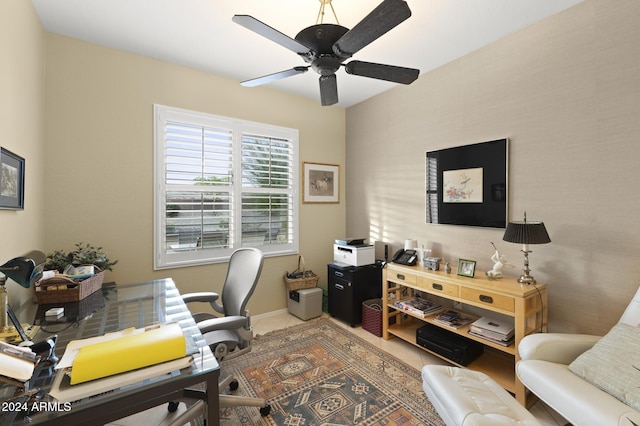 office featuring ceiling fan