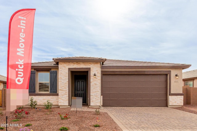 view of front of house featuring a garage