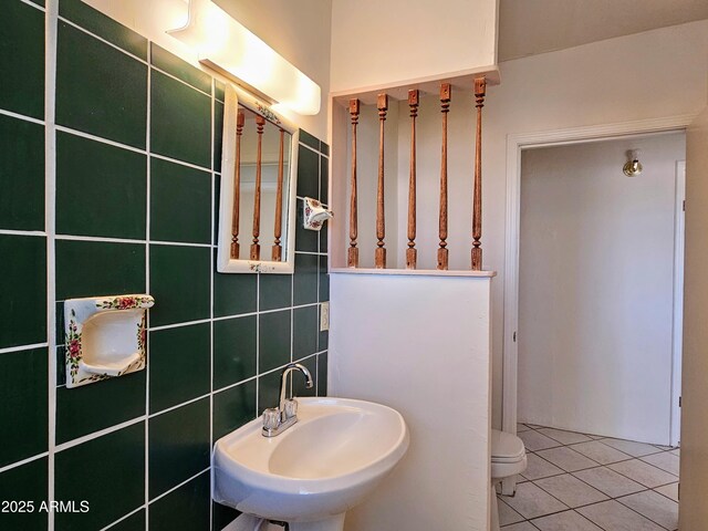 1374 S Naco Hwy, Bisbee, AZ 85603 - bathroom with a sink, toilet, and tile patterned flooring