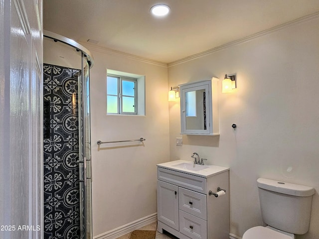 1374 S Naco Hwy, Bisbee, AZ 85603 - full bathroom with crown molding, vanity, toilet, a shower, and baseboards