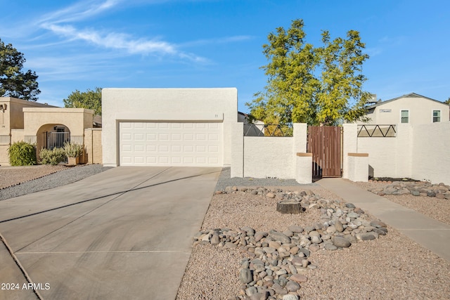 view of front facade featuring a garage