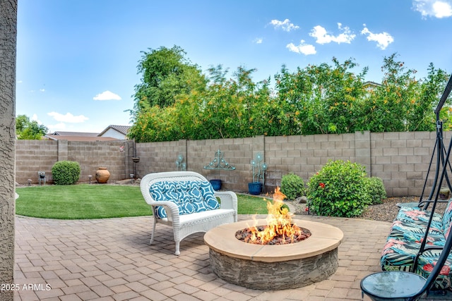 907 E Kelsi Ave, San Tan Valley, AZ 85140 - view of patio / terrace with a fire pit
