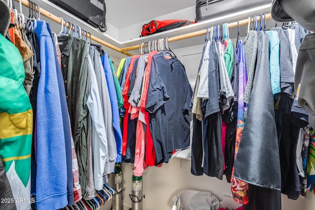 9005 W Villa Chula St, Peoria, AZ 85383 - view of walk in closet