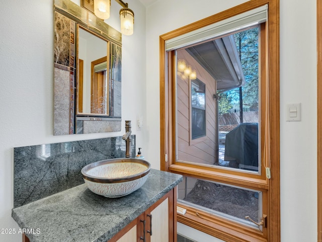 951 N Sky View St, Flagstaff, AZ 86004 - bathroom featuring vanity
