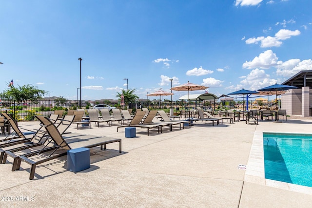 10223 W Piccadilly Rd, Avondale, AZ 85392 - view of home's community with a swimming pool