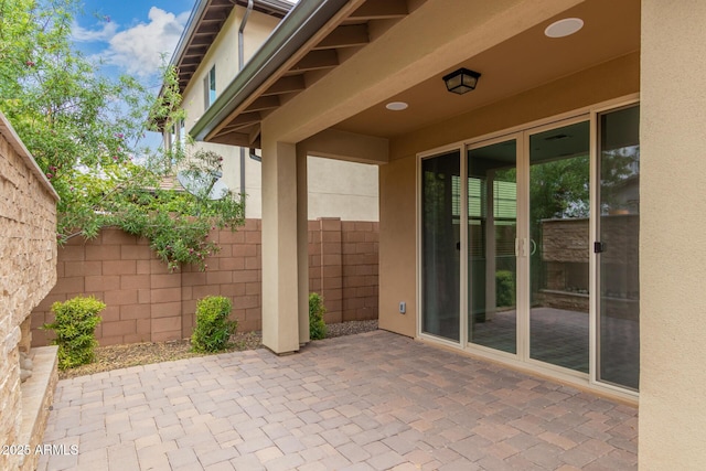 1848 S Follett Way, Gilbert, AZ 85295 - view of patio with fence