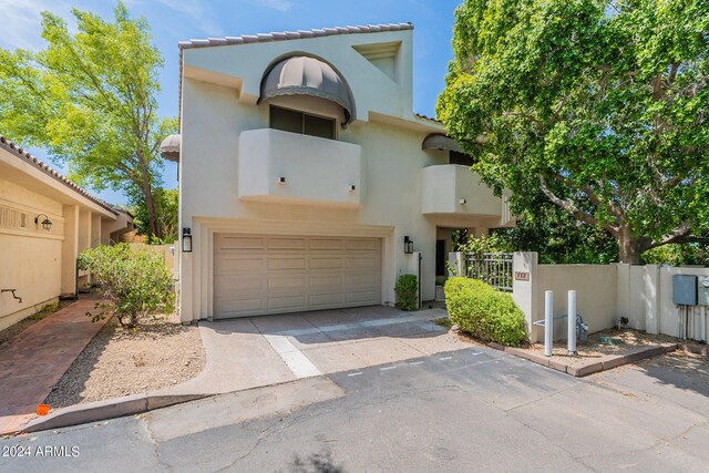 view of front of home featuring a garage