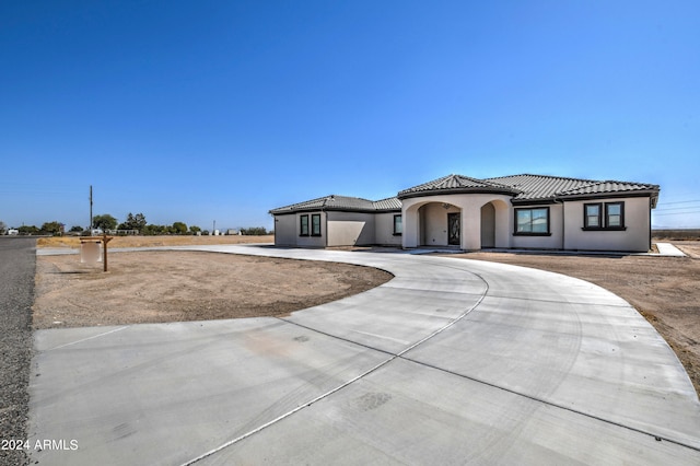 view of front of house