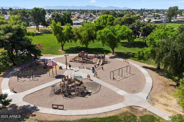 11621 N 39th Dr, Phoenix, AZ 85029 - view of community with playground community