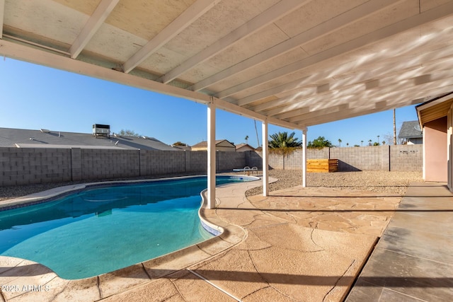 14408 N 35th Ave, Phoenix, AZ 85053 - view of pool with a patio