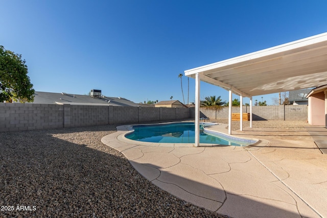 14408 N 35th Ave, Phoenix, AZ 85053 - view of pool with a patio