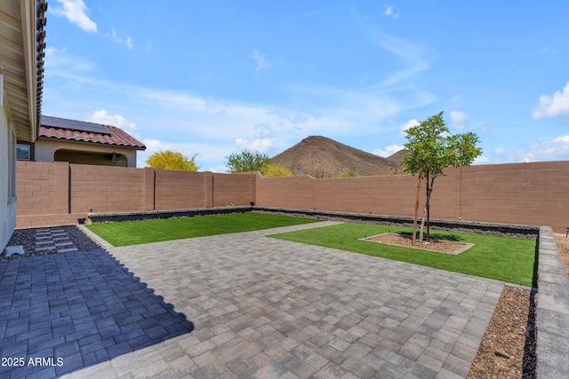 12370 W Cassia Trl, Peoria, AZ 85383 - view of patio