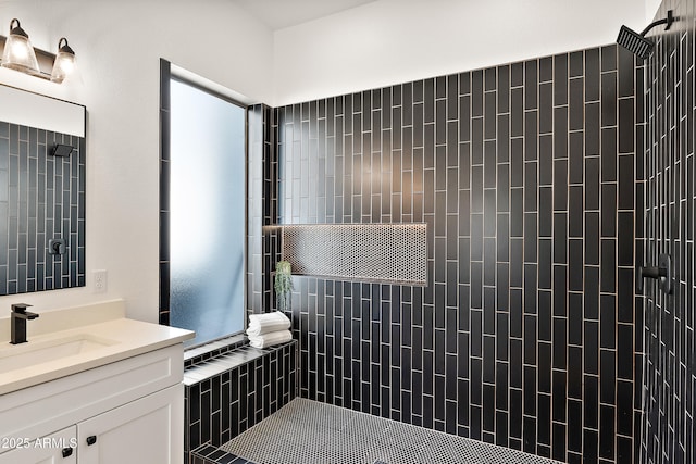 81 E Smoke Tree Rd, Gilbert, AZ 85296 - bathroom featuring vanity and tiled shower