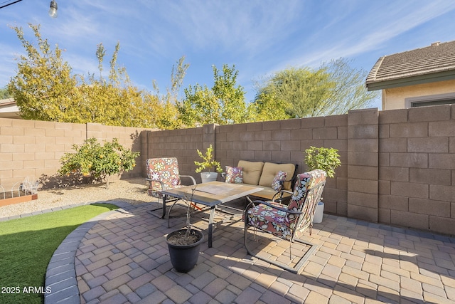 view of patio featuring an outdoor hangout area