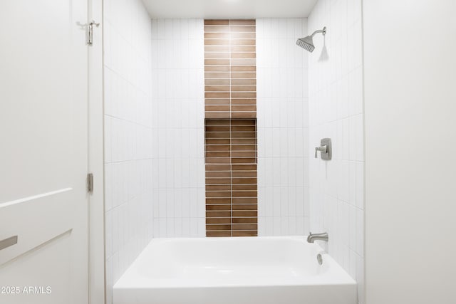 bathroom featuring shower / washtub combination