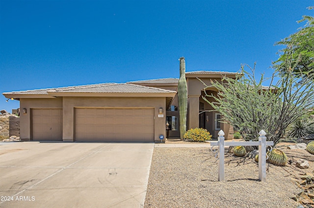 view of front facade with a garage