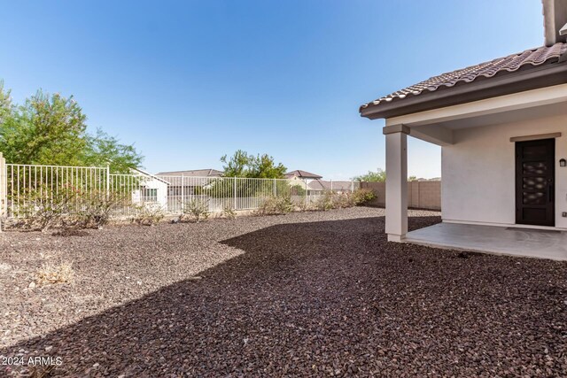 view of yard with a patio