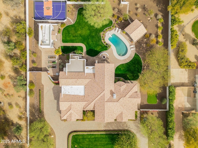 birds eye view of property