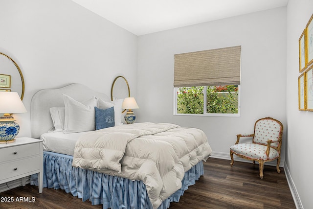 5542 E Alan Ln, Paradise Valley, AZ 85253 - bedroom featuring wood finished floors and baseboards
