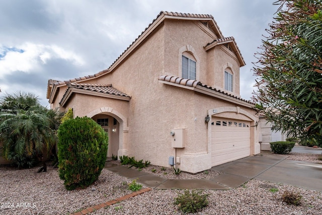 view of front of home featuring a garage