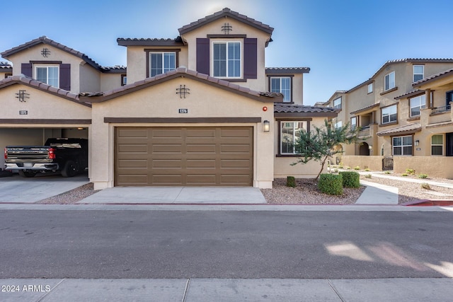 view of front facade featuring a garage