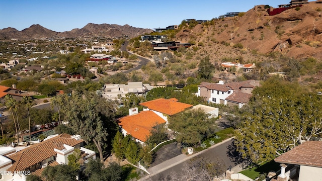 bird's eye view with a mountain view