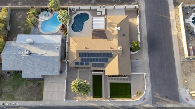 4202 W Purdue Ave, Phoenix, AZ 85051 - view of subject property with a pool