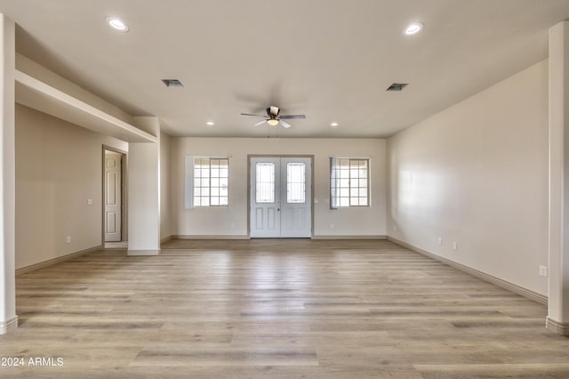 unfurnished room featuring visible vents, recessed lighting, baseboards, and ceiling fan